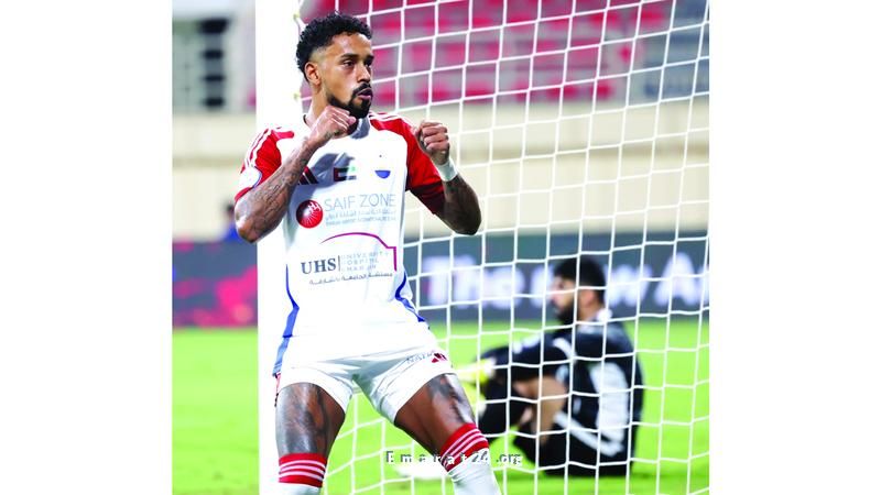 كايو لوكاس يتصدر قائمة هدافي الشارقة في الدوري بمشاركة 11 لاعباً كايو لوكاس يتصدر قائمة هدافي الشارقة في الدوري بمشاركة 11 لاعباً