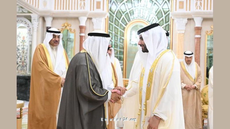 الكويت تحتفي بزيارة منصور بن محمد لتعزيز العلاقات الأخوية بين البلدين الكويت تحتفي بزيارة منصور بن محمد لتعزيز العلاقات الأخوية بين البلدين