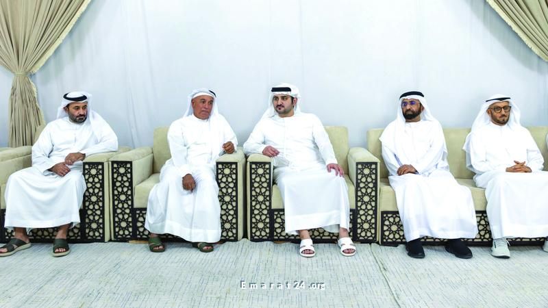 مكتوم بن محمد يقدم التعازي في وفاة خلفان المهيري