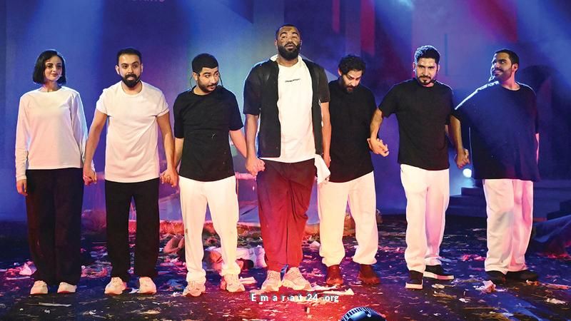 العارف لا يعرف يكشف زيف قناع منصات التواصل الاجتماعي