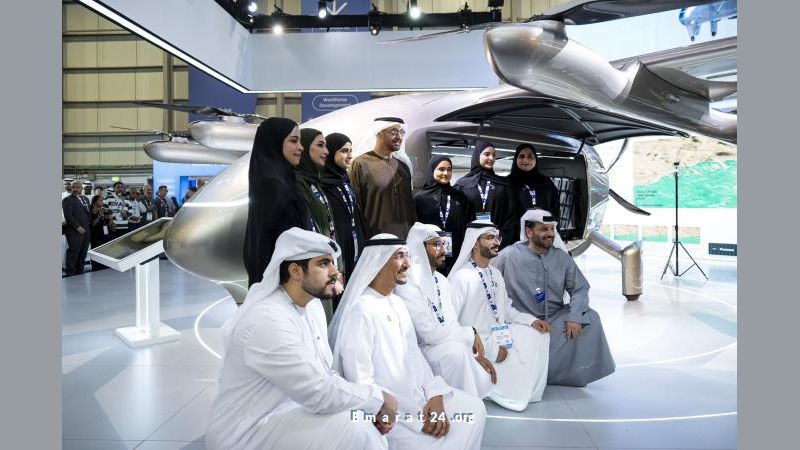 رئيس الدولة يشارك في اليوم الثالث لمعرض دبي للطيران 2025