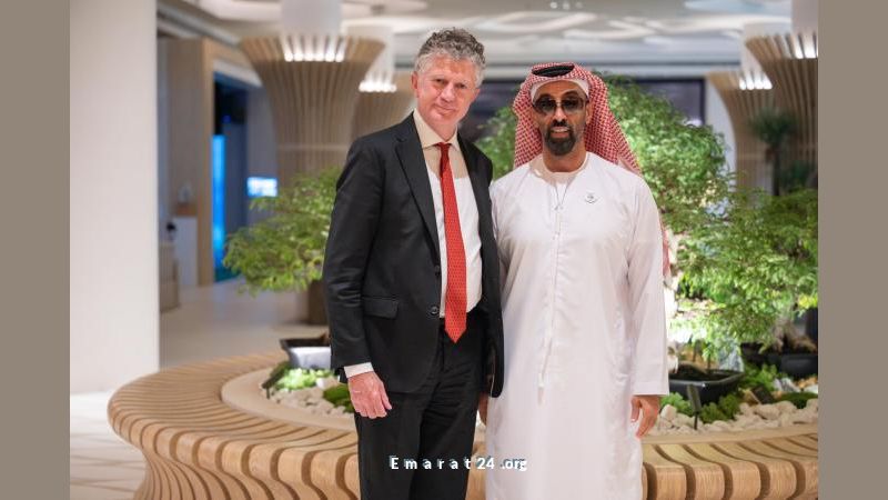 طحنون بن زايد يناقش تعزيز التعاون مع مستشار الأمن الوطني البريطاني