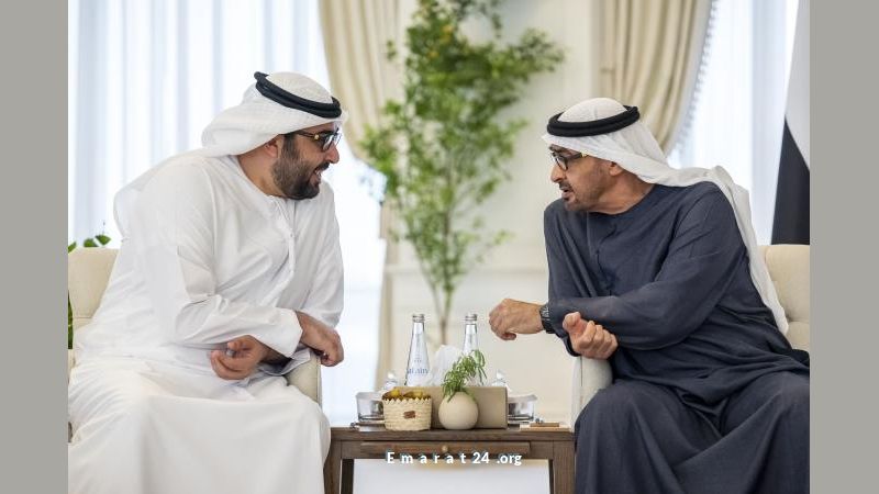 رئيس الدولة وولي عهد أم القيوين يناقشان قضايا الوطن والمواطن رئيس الدولة وولي عهد أم القيوين يناقشان قضايا الوطن والمواطن