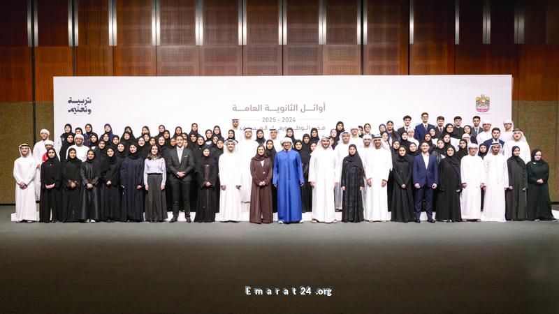عبدالله بن زايد: تفوق أوائل الثانوية فخر وعزة للوطن والمجتمع عبدالله بن زايد: تفوق أوائل الثانوية فخر وعزة للوطن والمجتمع