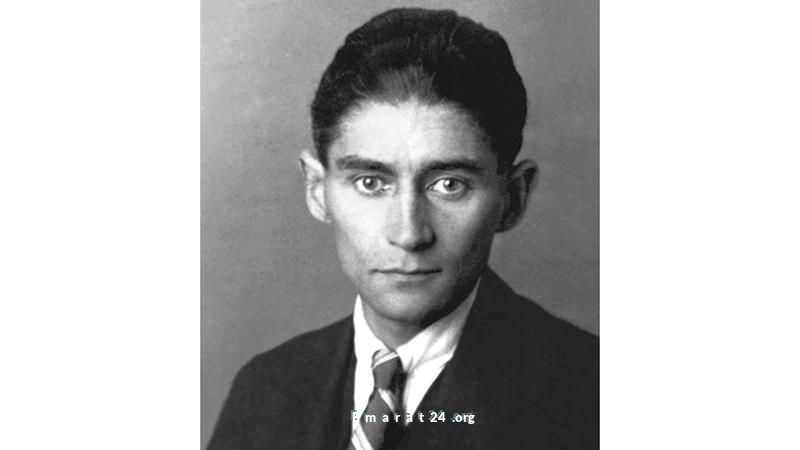 اكتشف كنز كافكا الأدبي الأصلي في مزاد باريس