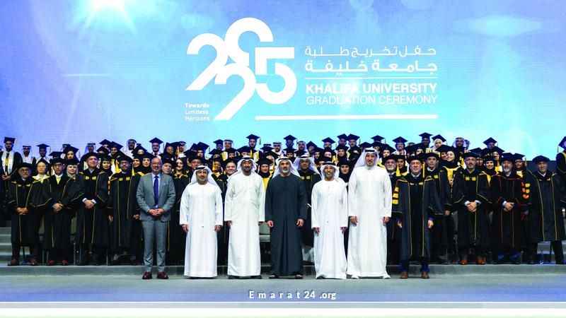 خالد بن محمد يحضر حفل تخرج دفعة 2025 من جامعة خليفة خالد بن محمد يحضر حفل تخرج دفعة 2025 من جامعة خليفة