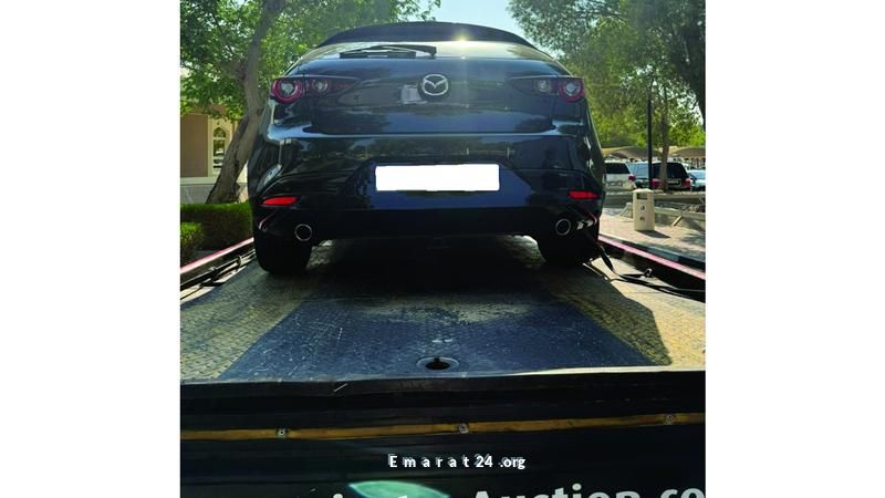 شرطة دبي تحتجز سيارة بسبب تهور سائق على الطريق شرطة دبي تحتجز سيارة بسبب تهور سائق على الطريق
