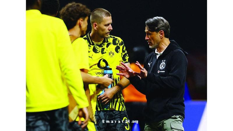 مدرب دورتموند يعترف بتحدي الفريق أمام منافسيهم الأقوياء مدرب دورتموند يعترف بتحدي الفريق أمام منافسيهم الأقوياء