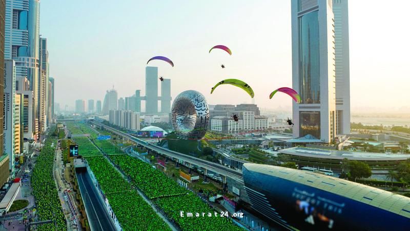 أجواء نوفمبر في دبي: مزيج من الفرح والفن والرياضة أجواء نوفمبر في دبي: مزيج من الفرح والفن والرياضة