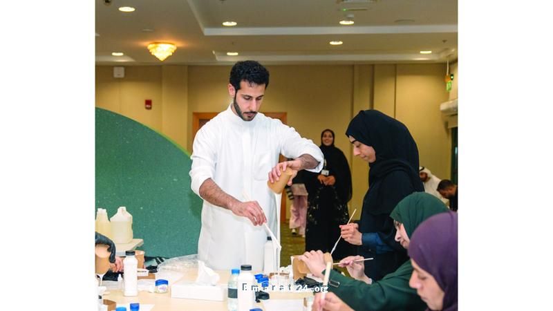 مهرجان البدر يبرز إبداع الخط العربي وتفاصيل الزخرفة الإسلامية مهرجان البدر يبرز إبداع الخط العربي وتفاصيل الزخرفة الإسلامية
