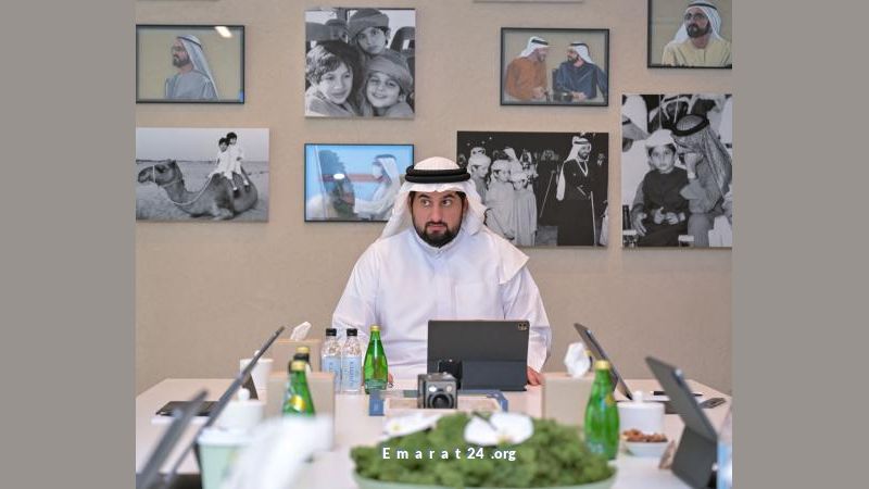 أحمد بن محمد يشيد بمحمد بن راشد رائد المبادرات الإنسانية العالمية المستدامة