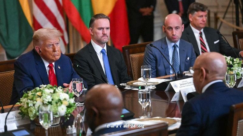 ترامب يمتدح فصاحة رئيس ليبيريا في اجتماع البيت الأبيض ترامب يمتدح فصاحة رئيس ليبيريا في اجتماع البيت الأبيض