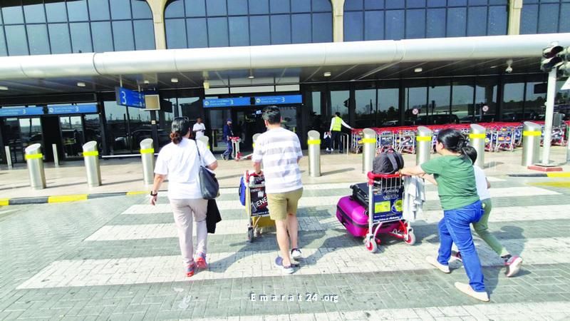 استعدادات تقنية ضرورية للمسافرين قبل بدء العطلات
