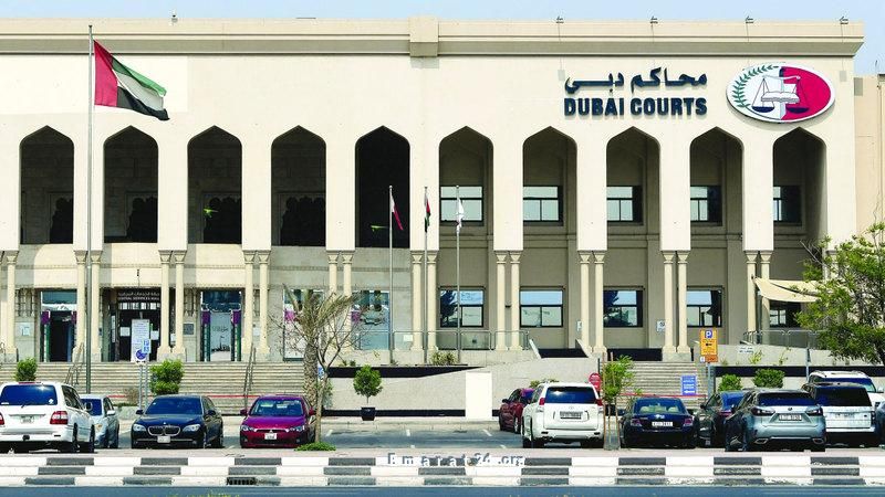 2000 درهم و80 يوماً حجز لسيارة فارهة بسبب مخالفة واحدة 2000 درهم و80 يوماً حجز لسيارة فارهة بسبب مخالفة واحدة