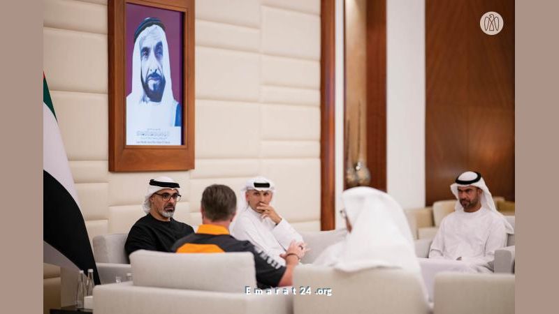 خالد بن محمد وماكلارين يوسّعان آفاق التعاون في تقنيات السيارات الحديثة