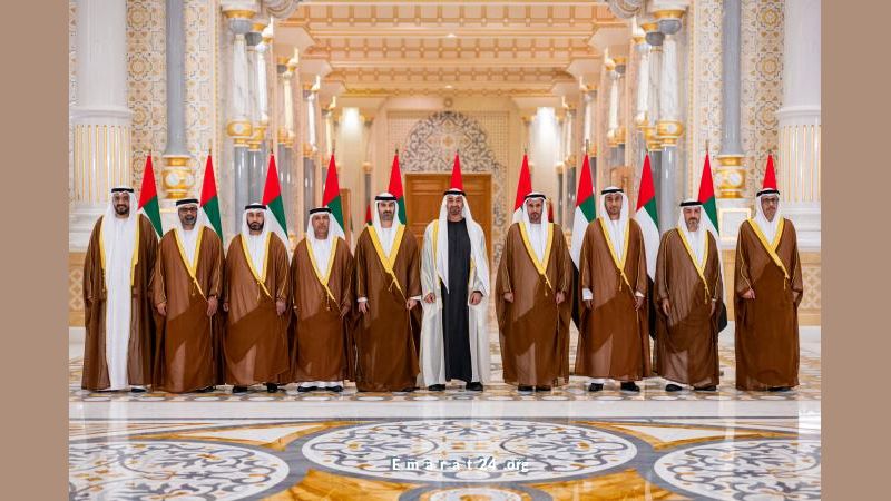 سفراء الإمارات الجدد يؤدون اليمين بحضور رئيس الدولة ويتسلم أوراق اعتمادهم سفراء الإمارات الجدد يؤدون اليمين بحضور رئيس الدولة ويتسلم أوراق اعتمادهم