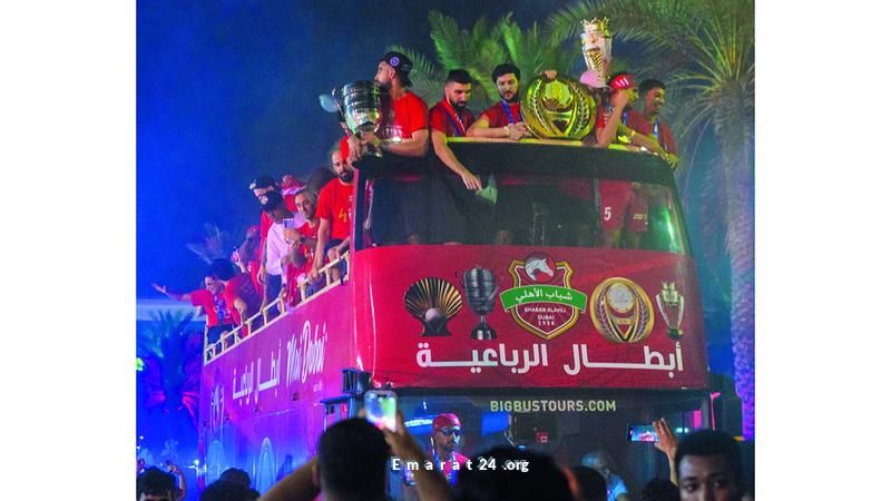 شباب الأهلي يحقق لقب عملاق الموسم بجدارة شباب الأهلي يحقق لقب عملاق الموسم بجدارة