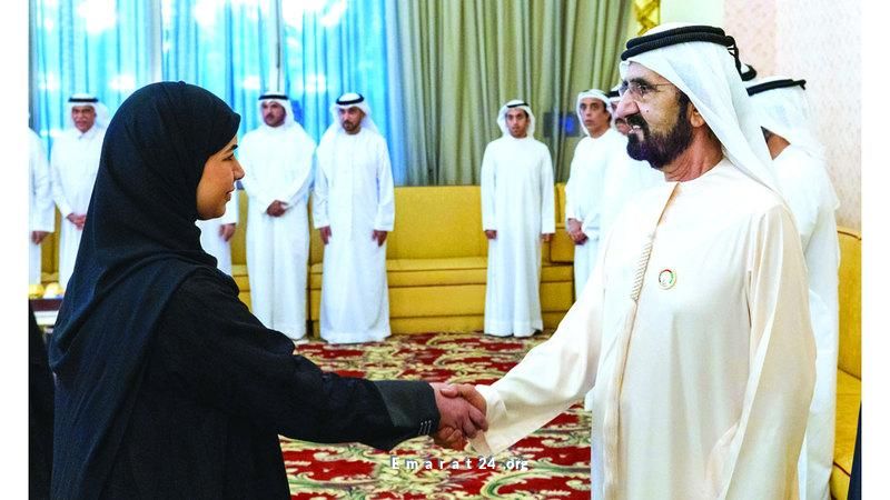محمد بن راشد يستضيف نخبة أوائل الثانوية العامة في الدولة محمد بن راشد يستضيف نخبة أوائل الثانوية العامة في الدولة