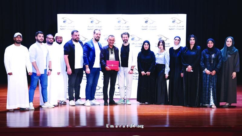 ورشة السينوغرافيا تختتم فعالياتها بنجاح في كلباء ورشة السينوغرافيا تختتم فعالياتها بنجاح في كلباء