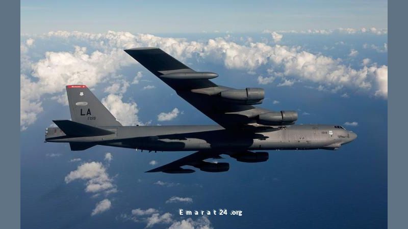 قاذفة بي-52 تنضم للعرض الجوي في معرض دبي للطيران