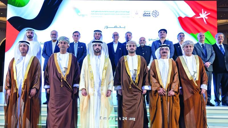 حمدان بن محمد يشهد توقيع اتفاقية تطوير المنطقة الاقتصادية بالروضة في البريمي