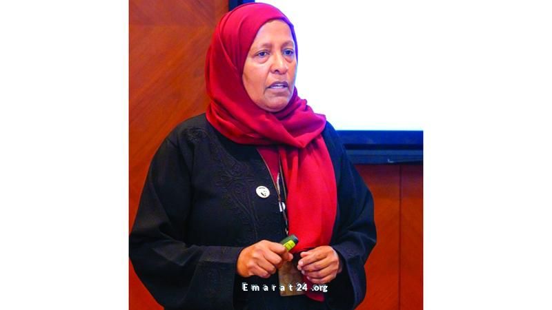 جلسة حية من عناصر التراث الإماراتي في مضياف الأرشيف الوطني