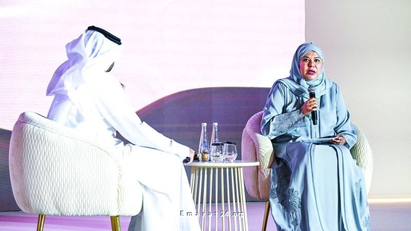 استثمار في المستقبل: دعم المرأة الإماراتية لتعزيز الوطن استثمار في المستقبل: دعم المرأة الإماراتية لتعزيز الوطن