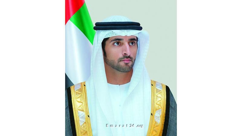 حمدان بن محمد يمنح الكوادر التمريضية في دبي الإقامة الذهبية حمدان بن محمد يمنح الكوادر التمريضية في دبي الإقامة الذهبية