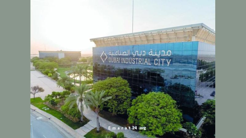 الصناعة في دبي تجذب استثمارات بقيمة 1.7 مليار درهم خلال عام الصناعة في دبي تجذب استثمارات بقيمة 1.7 مليار درهم خلال عام