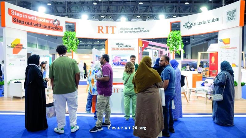 المعرض التعليمي الدولي يجذب 30 ألف زائر بنجاح مبهر المعرض التعليمي الدولي يجذب 30 ألف زائر بنجاح مبهر
