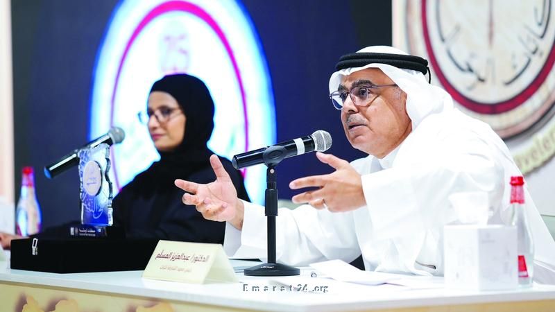 الراوي الـ 25: احتفاء بحكايات الرحّالة في ملتقى الشارقة الراوي الـ 25: احتفاء بحكايات الرحّالة في ملتقى الشارقة