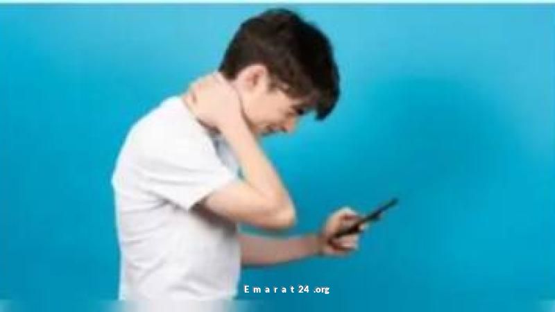 إصابة مراهق بالشلل نتيجة استخدام الهاتف لساعات طويلة إصابة مراهق بالشلل نتيجة استخدام الهاتف لساعات طويلة